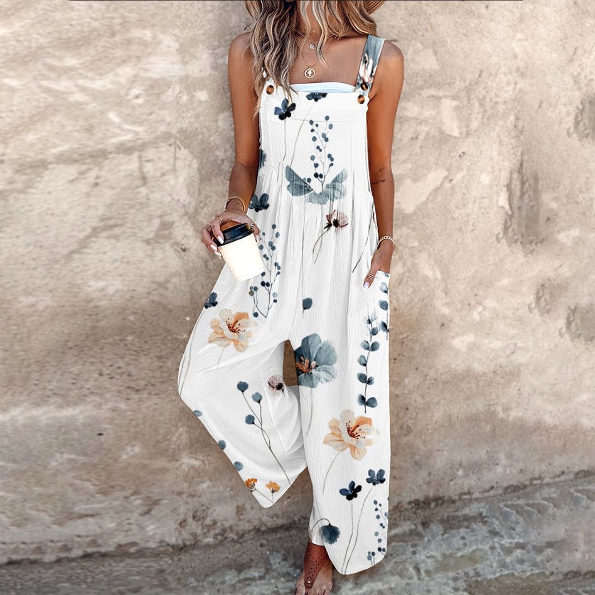 Comfortable printed overalls for women, relaxed fit