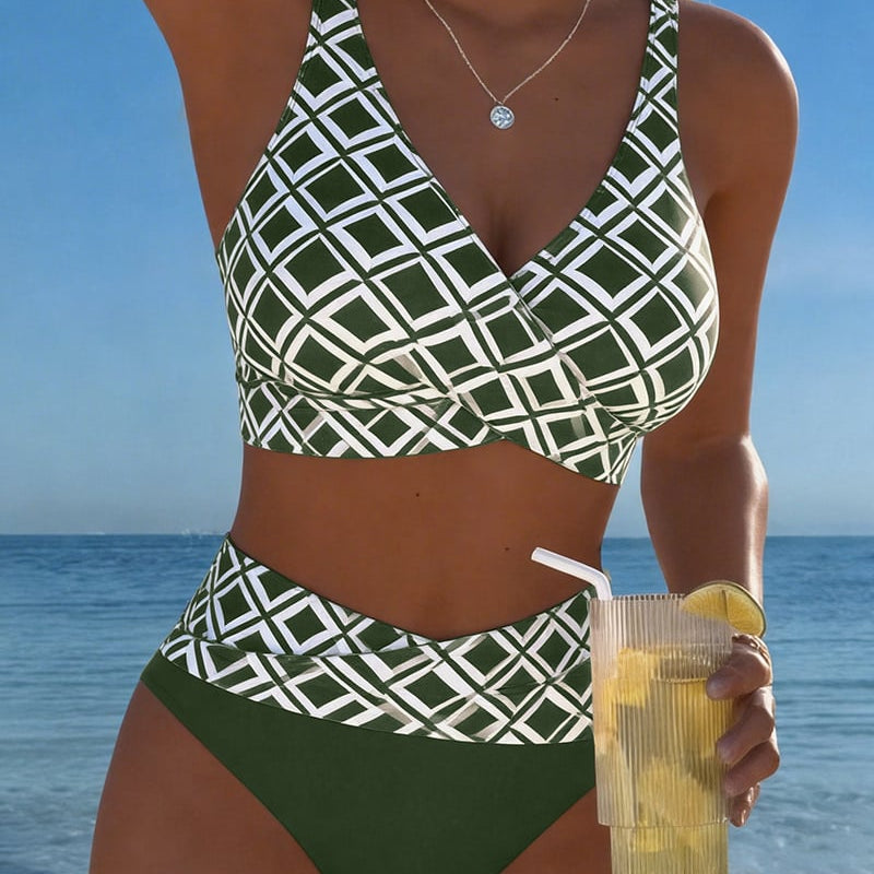 Sydney - Two-Piece Bikini with Cut-Out Bra and Diamond Pattern