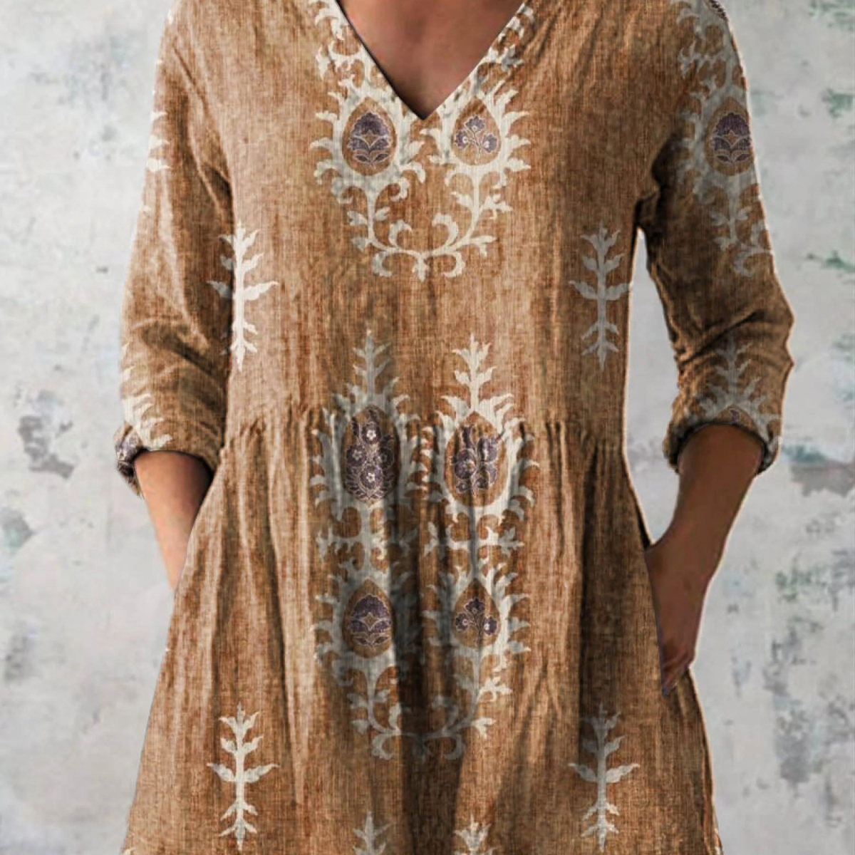 Cora - Long Blouse with V-Neck