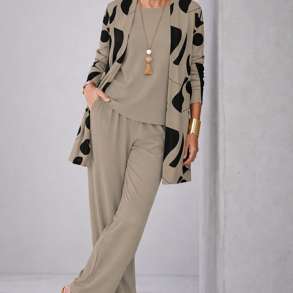 Lorraine khaki three-piece set, front view