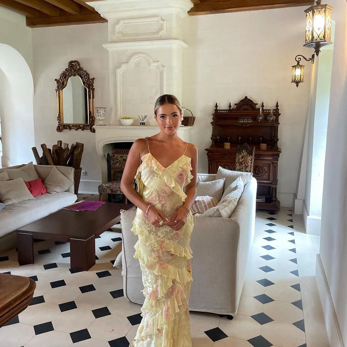 Juliet - Long Dress with Ruffles