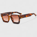 Izadora - Elegant Sunglasses