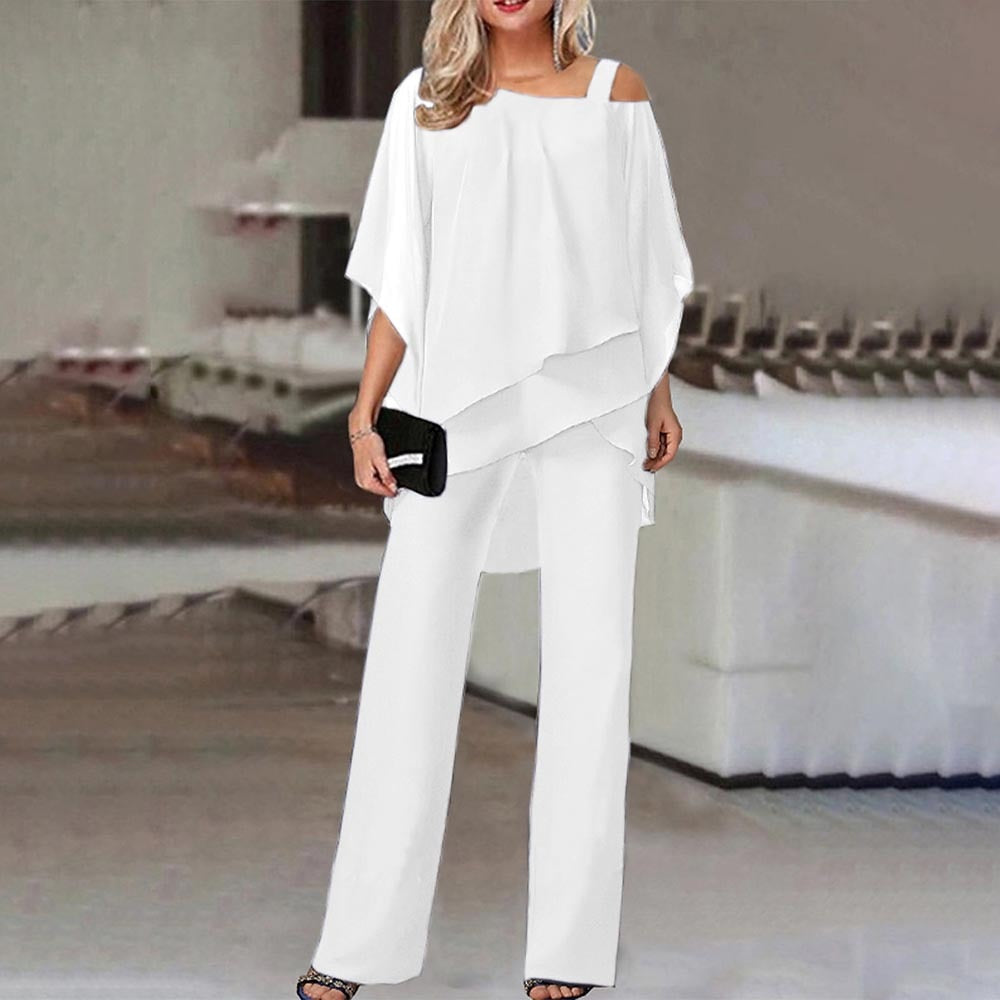 Bianca - Timeless Elegance with Exposed Shoulders