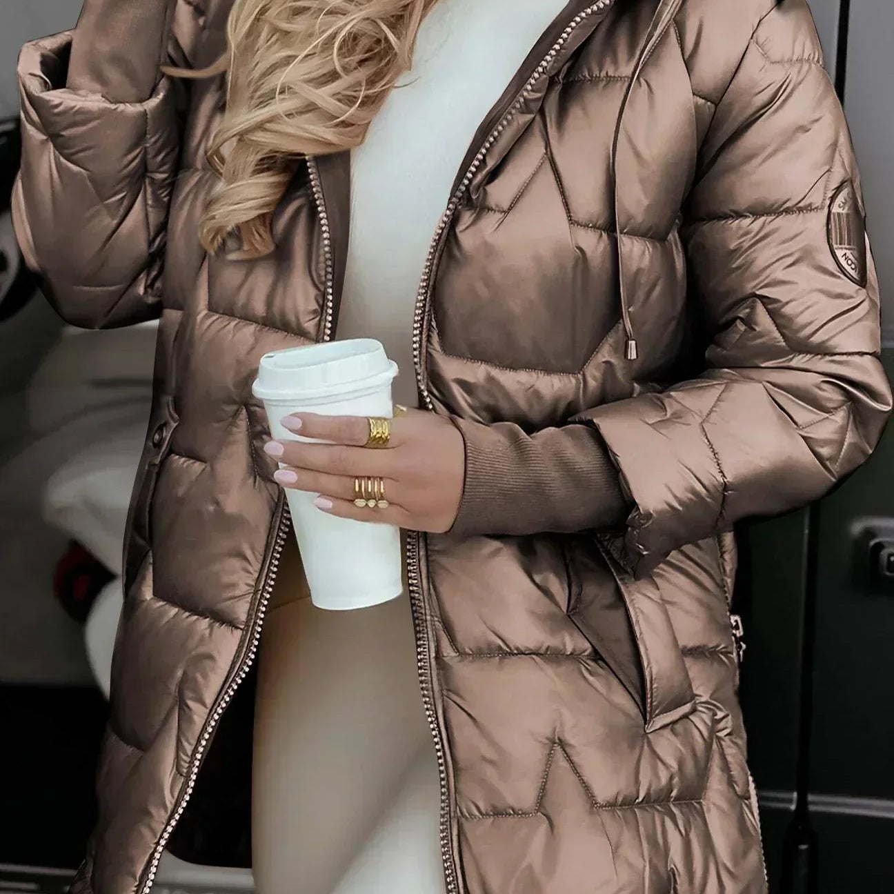 Jewel - Elegant Winter Coat