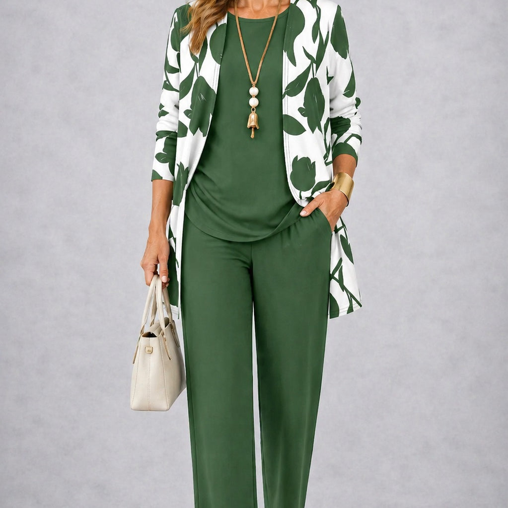Kerrie green & white three-piece set, front view